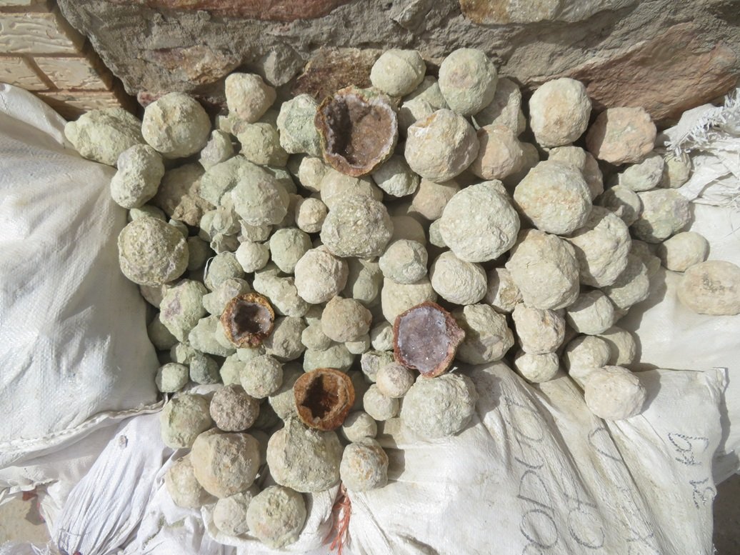 Candy Apple Geodes - Chihuahua, Mexico